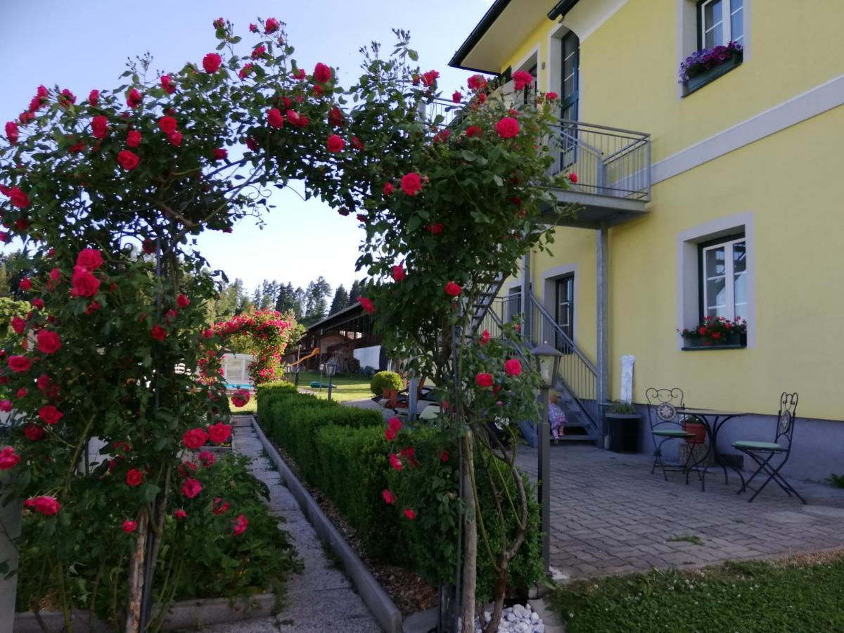 Erlebnisbauernhof Steinerhof In Kaernten Liebenfels ภายนอก รูปภาพ