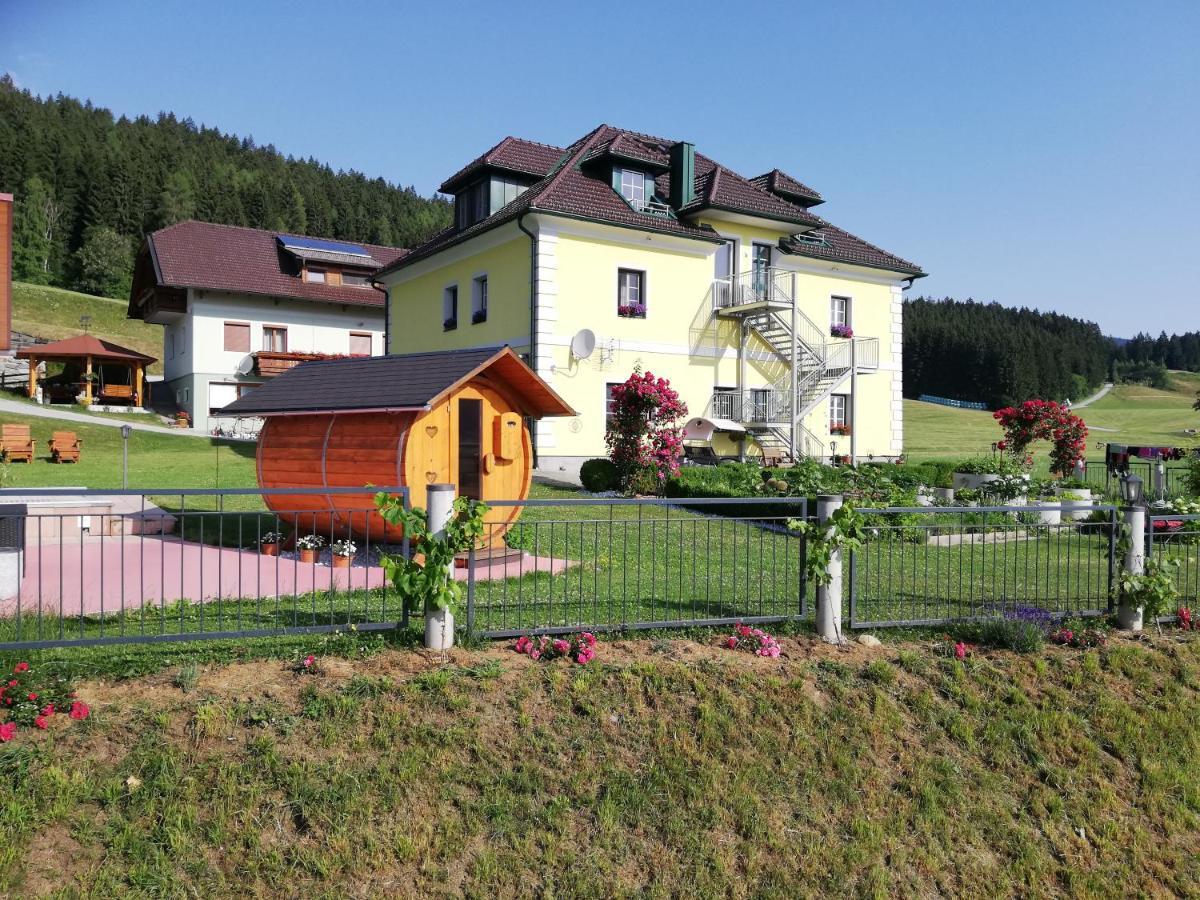 Erlebnisbauernhof Steinerhof In Kaernten Liebenfels ภายนอก รูปภาพ